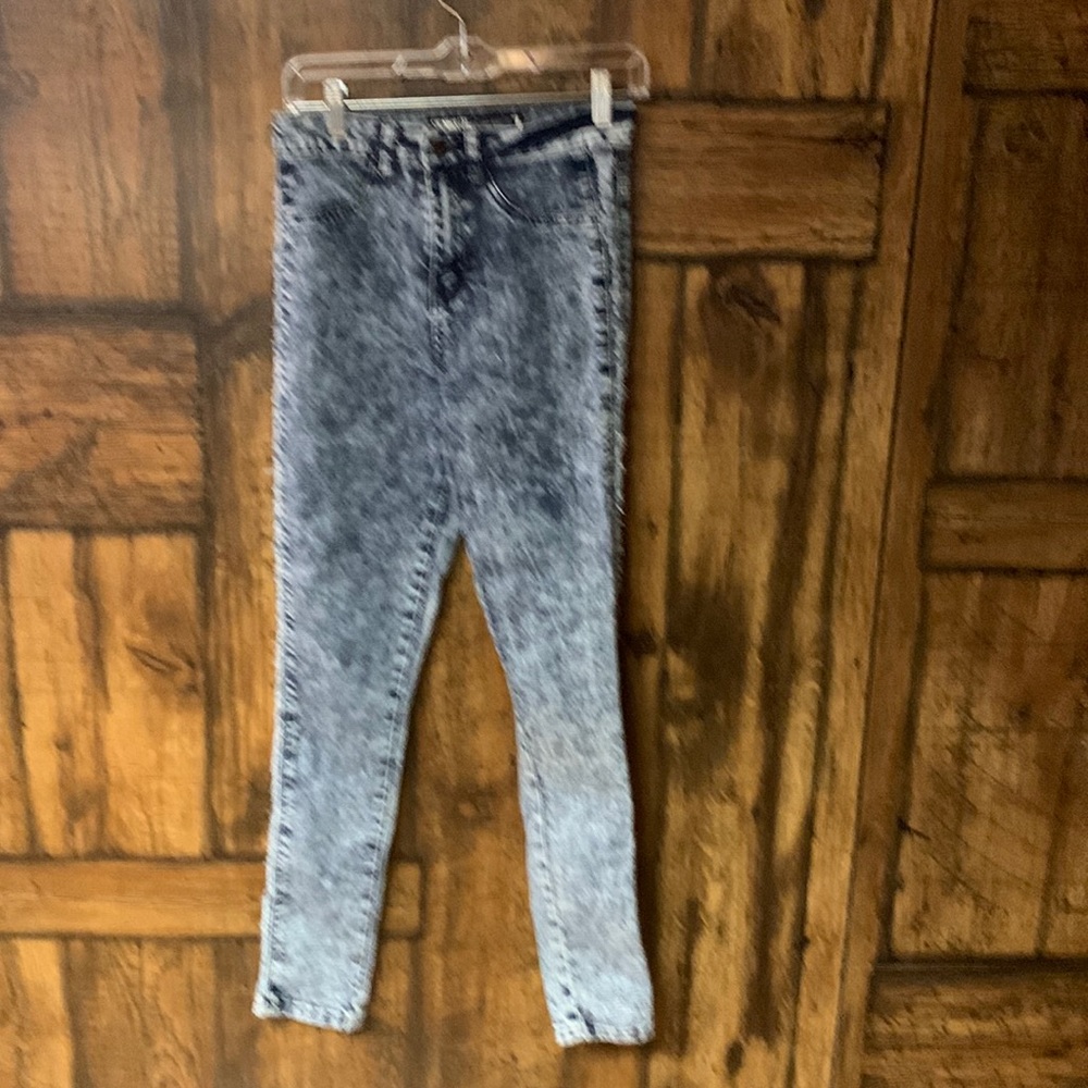 Skinny fit high waisted jeans